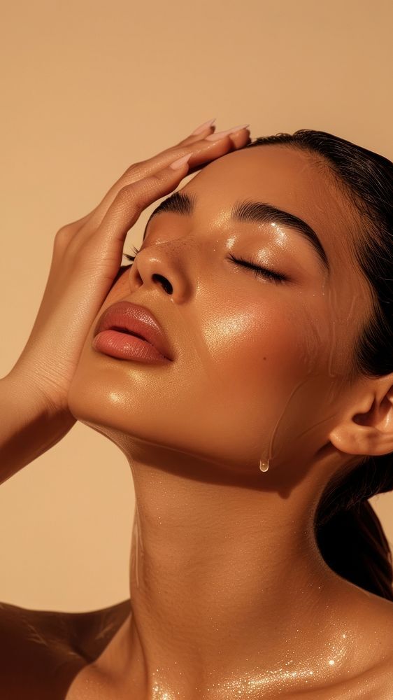Vitamin C Shows Up for Your Glow-Up